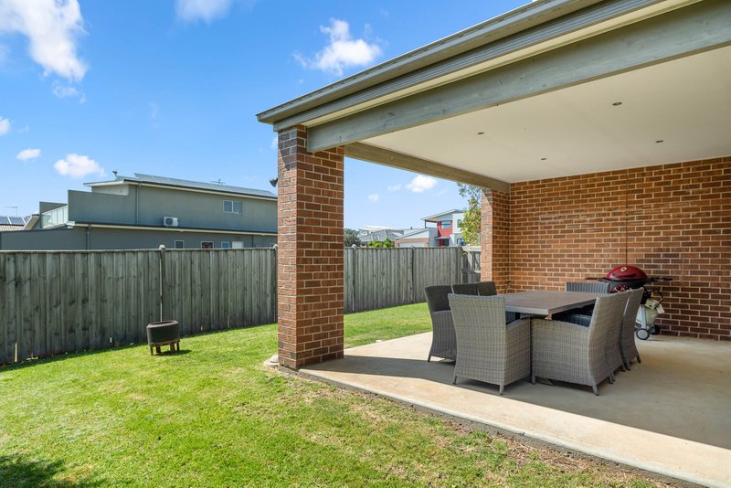 Photo - 33 Wagtail Way, Cowes VIC 3922 - Image 10