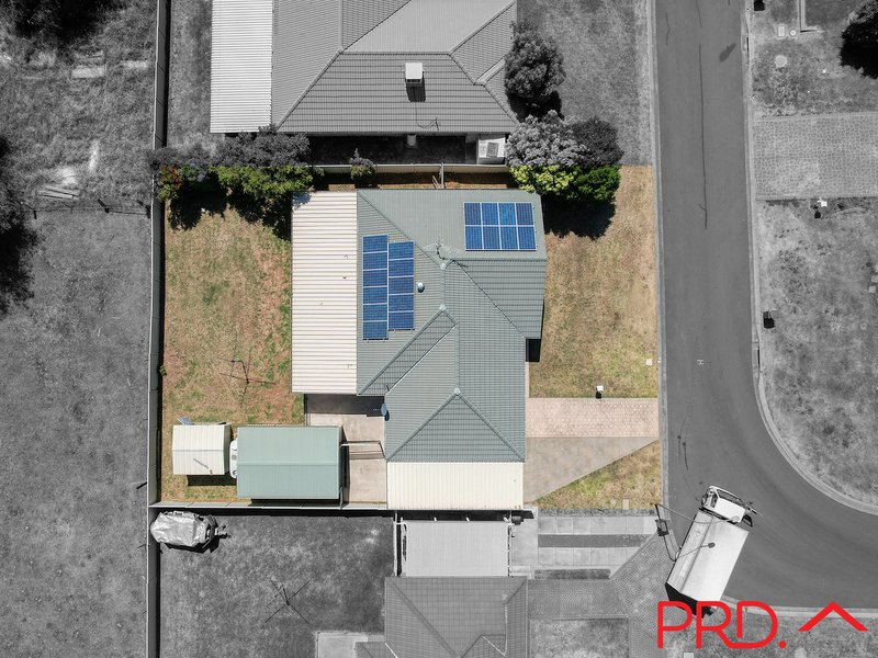 Photo - 33 Warburton Drive, Tamworth NSW 2340 - Image 14