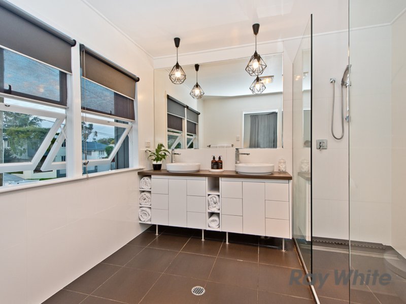 Photo - 33 Watcombe Street, Wavell Heights QLD 4012 - Image 14