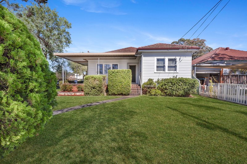 Photo - 33 Weston Street, Revesby NSW 2212 - Image 1