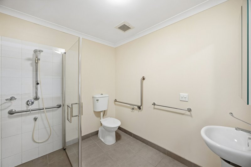 Photo - 33 White Close, Lilydale VIC 3140 - Image 9