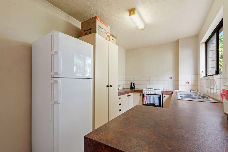 Photo - 33 White Street, Southport QLD 4215 - Image 13