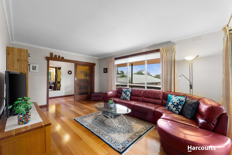 Photo - 33 Wildwood Avenue, Vermont South VIC 3133 - Image 3