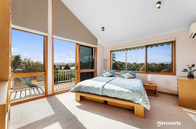 Photo - 33 Wildwood Avenue, Vermont South VIC 3133 - Image 5