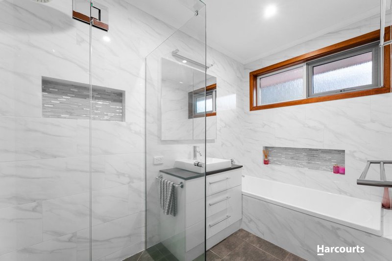Photo - 33 Wildwood Avenue, Vermont South VIC 3133 - Image 11