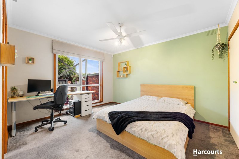 Photo - 33 Wildwood Avenue, Vermont South VIC 3133 - Image 12