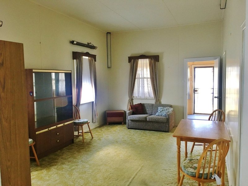 Photo - 33 William Street, Kingaroy QLD 4610 - Image 6