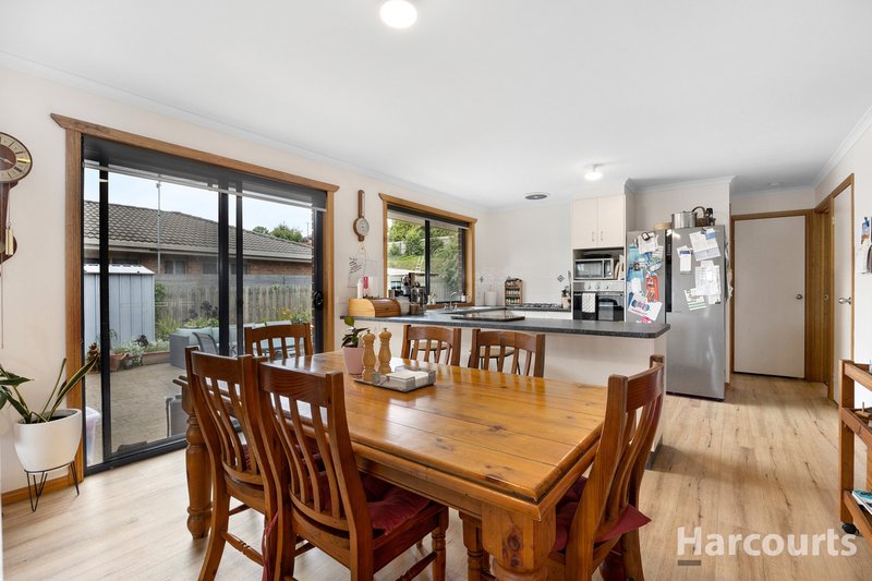 Photo - 33 Windhaven Drive, Warragul VIC 3820 - Image 3