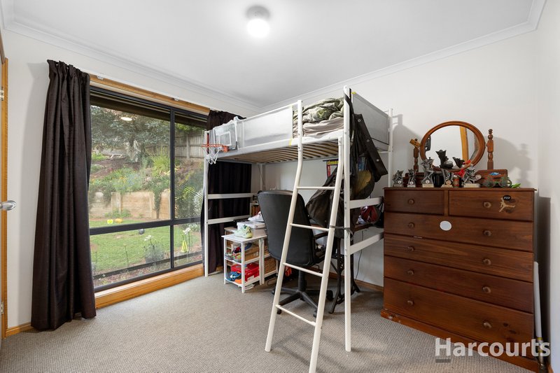 Photo - 33 Windhaven Drive, Warragul VIC 3820 - Image 8