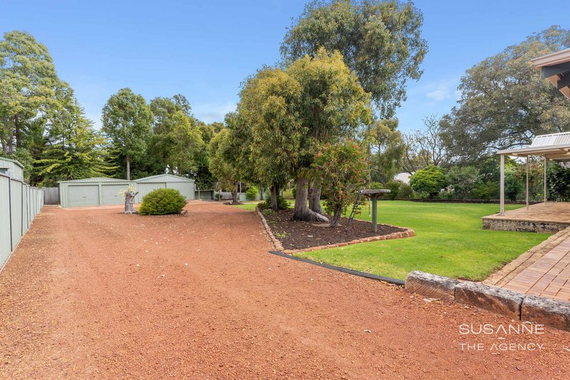 Photo - 33 Winsor Road, Kalamunda WA 6076 - Image 31