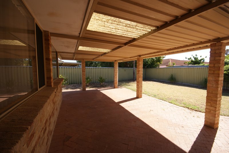 Photo - 33 Woodbridge Drive, Cooloongup WA 6168 - Image 17