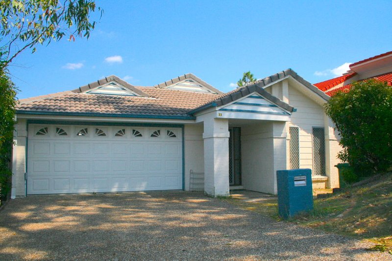 33 Woodlands Boulevard, Waterford QLD 4133