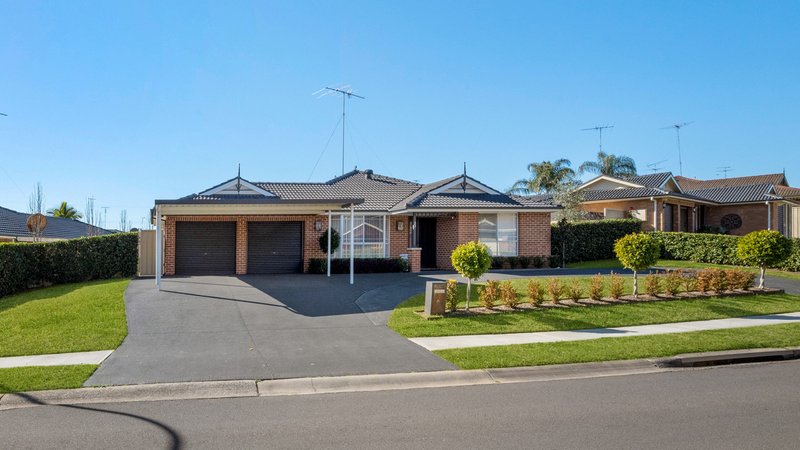 33 Woodlands Drive, Glenmore Park NSW 2745