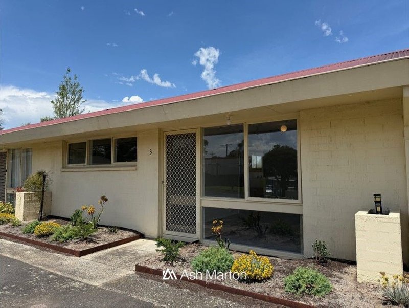 Photo - 3/3 Woodlea Court, Frankston VIC 3199 - Image 1