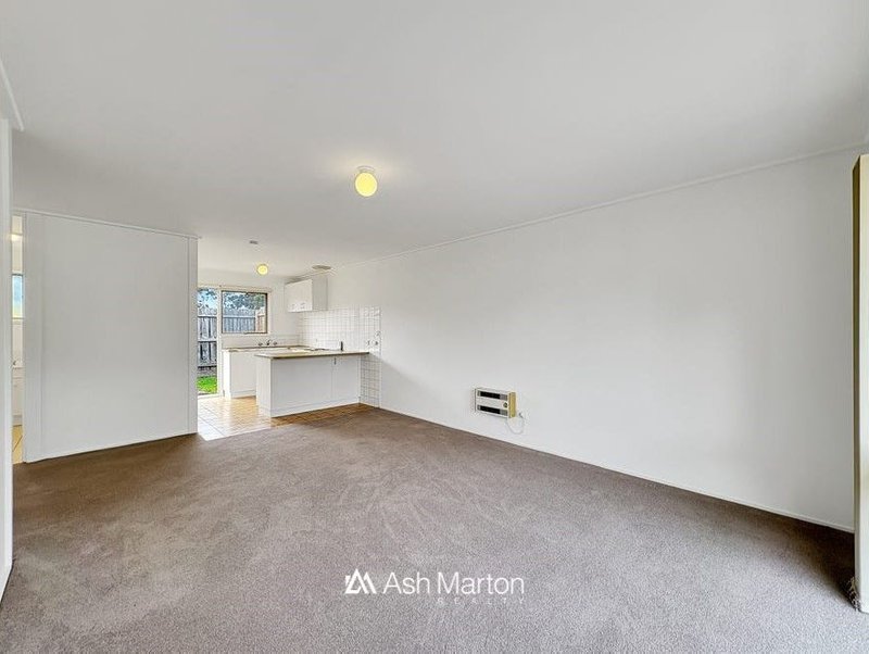 Photo - 3/3 Woodlea Court, Frankston VIC 3199 - Image 2