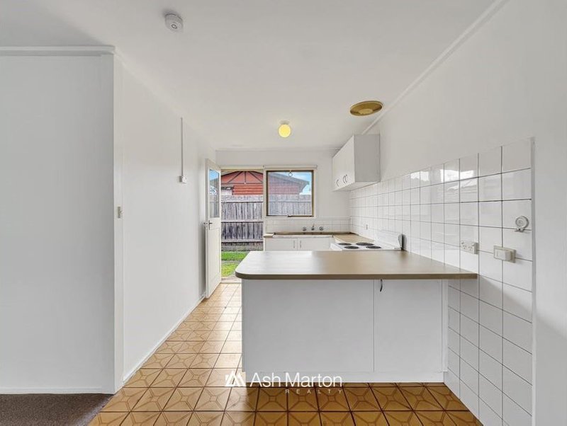 Photo - 3/3 Woodlea Court, Frankston VIC 3199 - Image 3