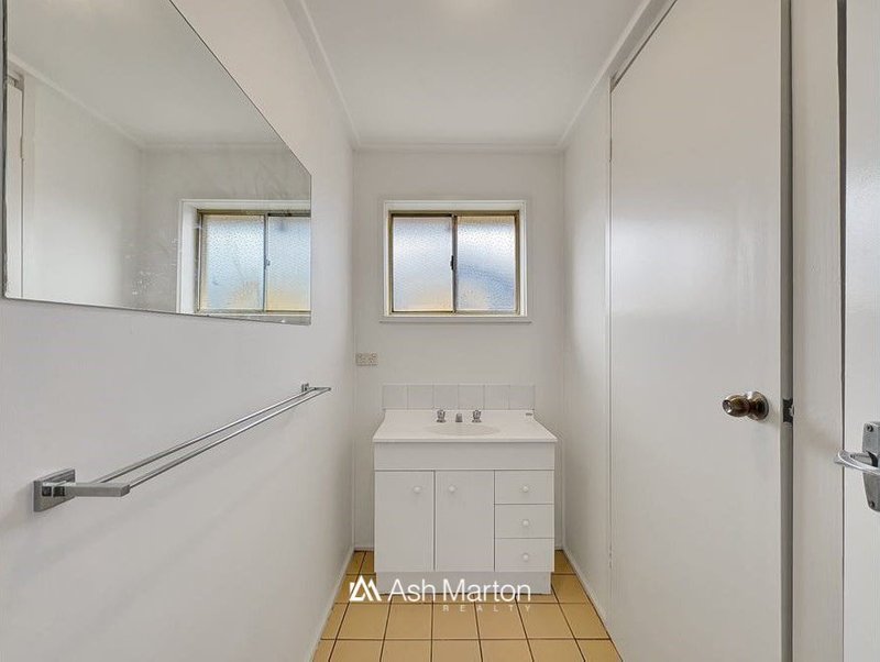 Photo - 3/3 Woodlea Court, Frankston VIC 3199 - Image 6