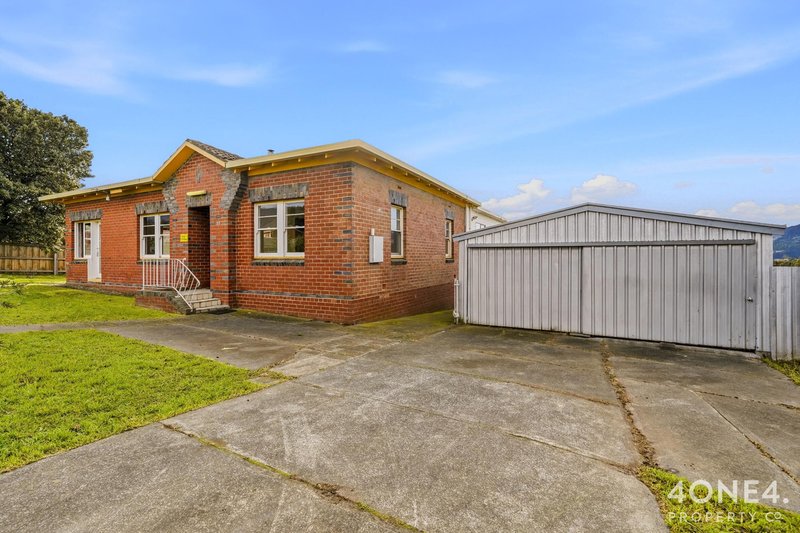 Photo - 33 Wyndham Road, Claremont TAS 7011 - Image 2