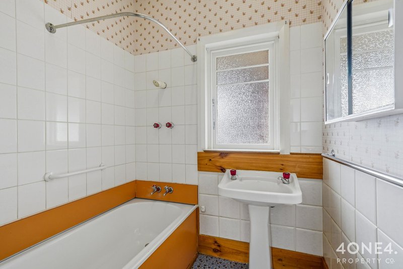 Photo - 33 Wyndham Road, Claremont TAS 7011 - Image 13