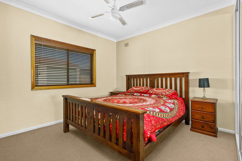 Photo - 33 Yorkshire Road, Dapto NSW 2530 - Image 6