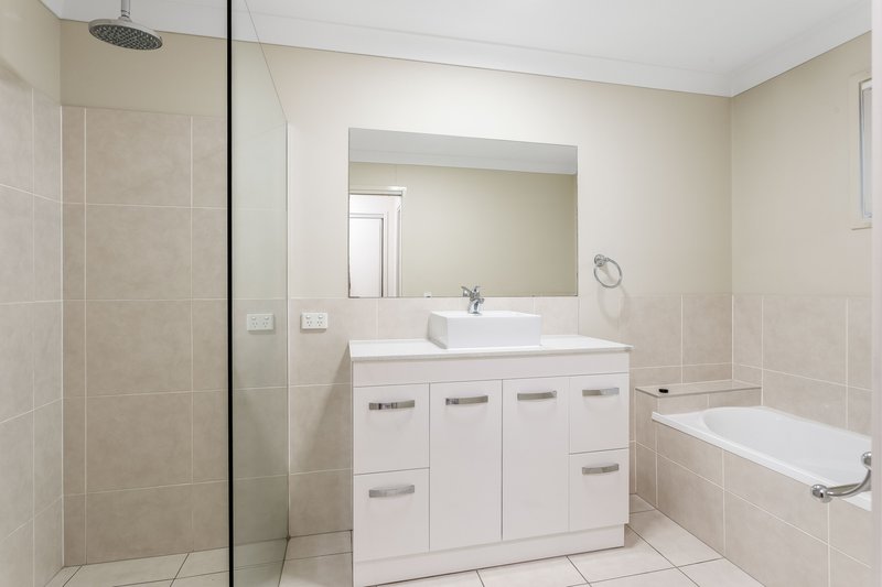 Photo - 33 Zephyr Street, Griffin QLD 4503 - Image 14