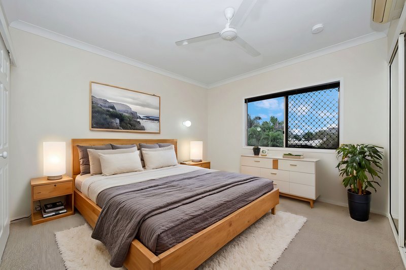 Photo - 3/30-32 Martinez Avenue, West End QLD 4810 - Image 6