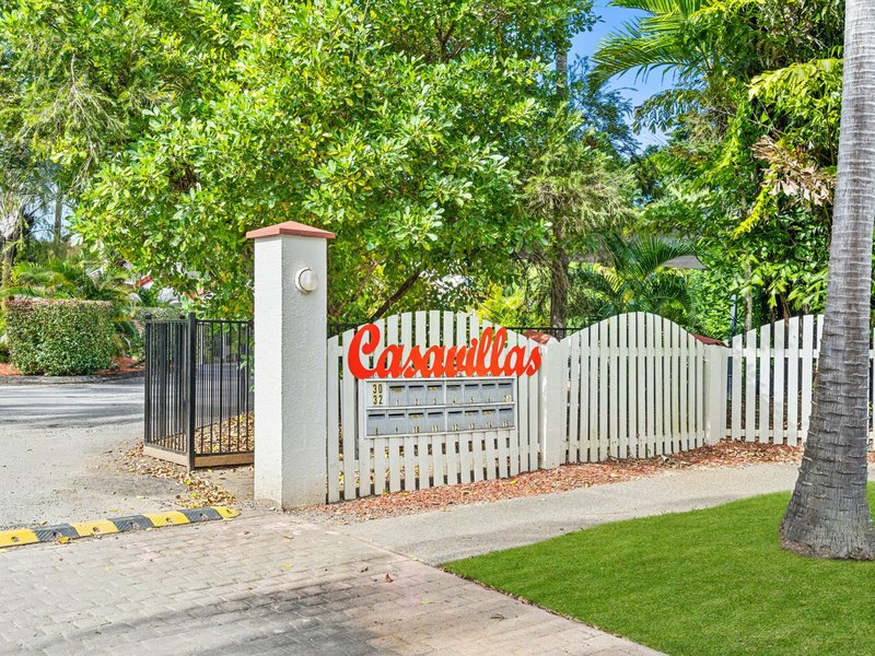 Photo - 3/30-32 Springfield Crescent, Manoora QLD 4870 - Image 1