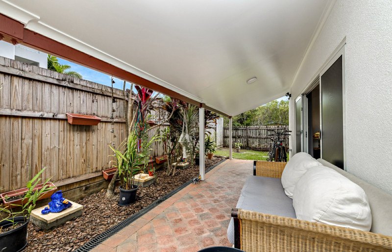 Photo - 3/30-32 Springfield Crescent, Manoora QLD 4870 - Image 4