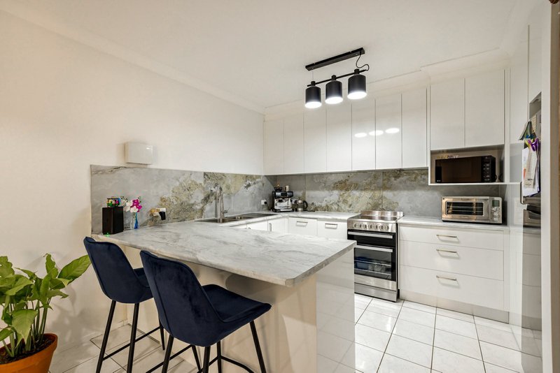 Photo - 3/30-32 Springfield Crescent, Manoora QLD 4870 - Image 6