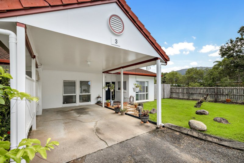 Photo - 3/30-32 Springfield Crescent, Manoora QLD 4870 - Image 11