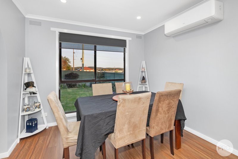 Photo - 330 Albert Street, Sebastopol VIC 3356 - Image 5