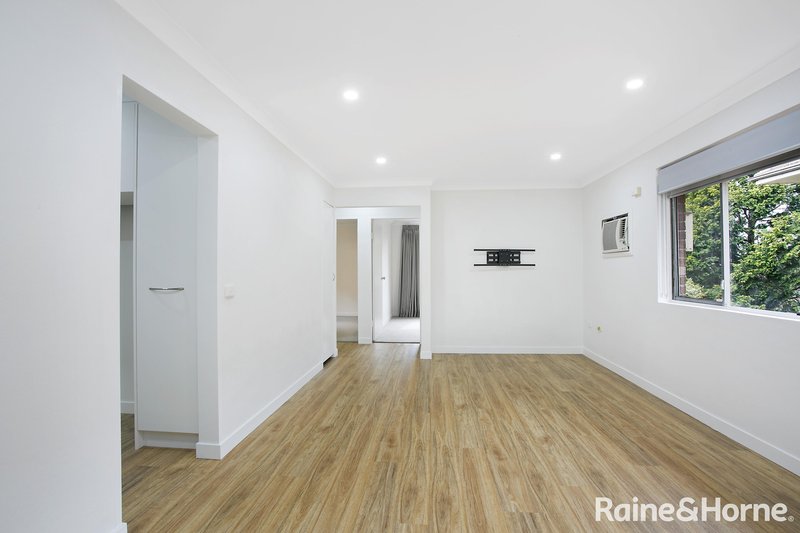 Photo - 3/30 Burdett Street, Hornsby NSW 2077 - Image 3