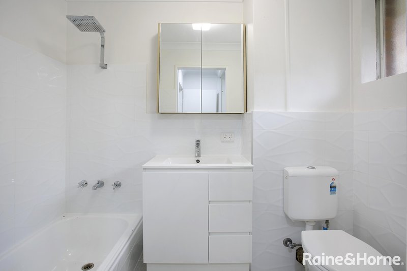 Photo - 3/30 Burdett Street, Hornsby NSW 2077 - Image 6