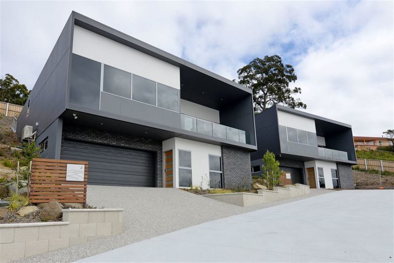 Photo - 3/30 Caladium Place, Blackmans Bay TAS 7052 - Image 2