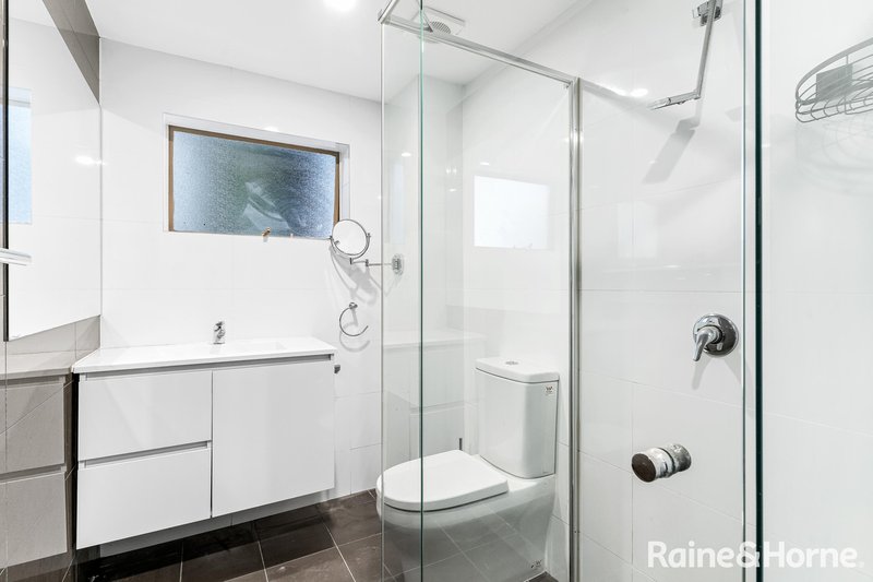 Photo - 3/30 Ewart Street, Marrickville NSW 2204 - Image 4