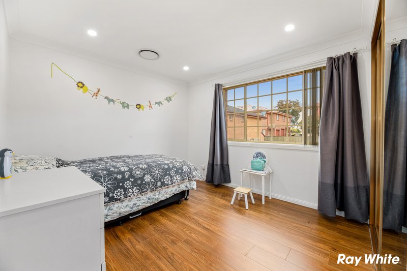 Photo - 3/30 Hillcrest Road, Quakers Hill NSW 2763 - Image 7