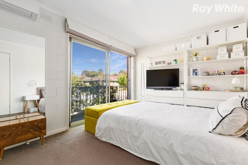 Photo - 3/30 Kelly Street, Chadstone VIC 3148 - Image 4