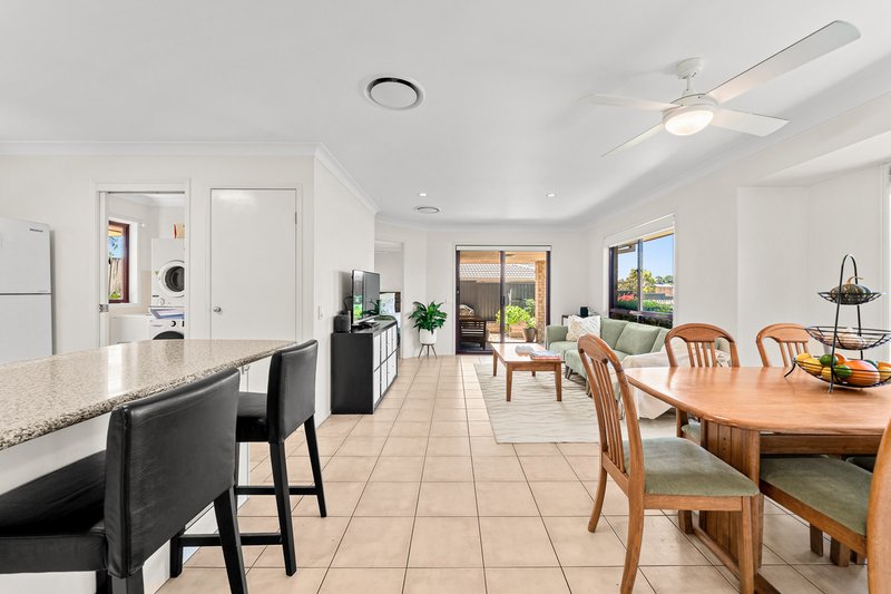 Photo - 3/30 Lindeman Place, Eight Mile Plains QLD 4113 - Image 9