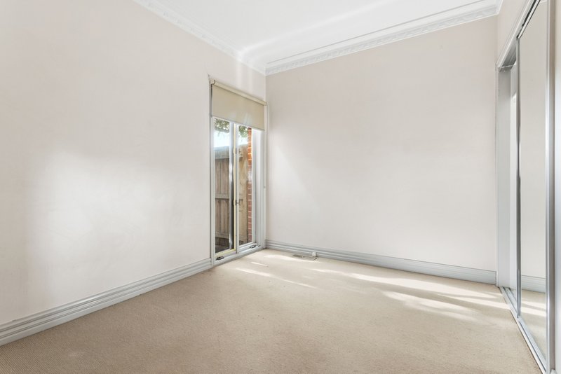 Photo - 3/30 Neville Street, Carnegie VIC 3163 - Image 5