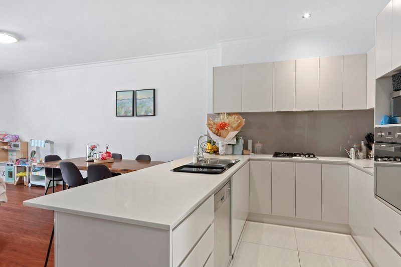 Photo - 3/30 Pindari Road, Peakhurst Heights NSW 2210 - Image 5