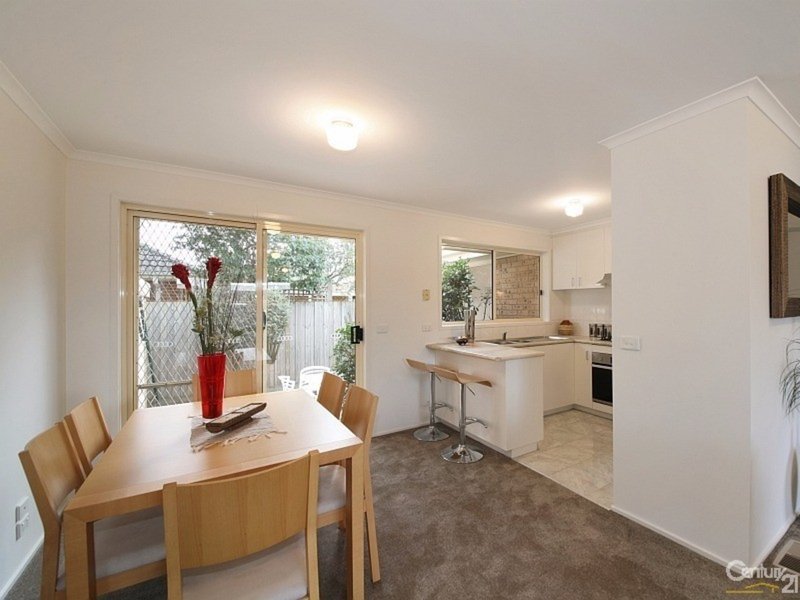 Photo - 3/30 Tucker Road , Bentleigh VIC 3204 - Image 2