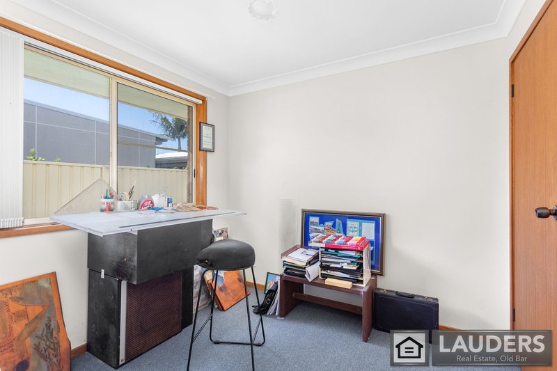 Photo - 3/30 Waterman Street, Old Bar NSW 2430 - Image 7