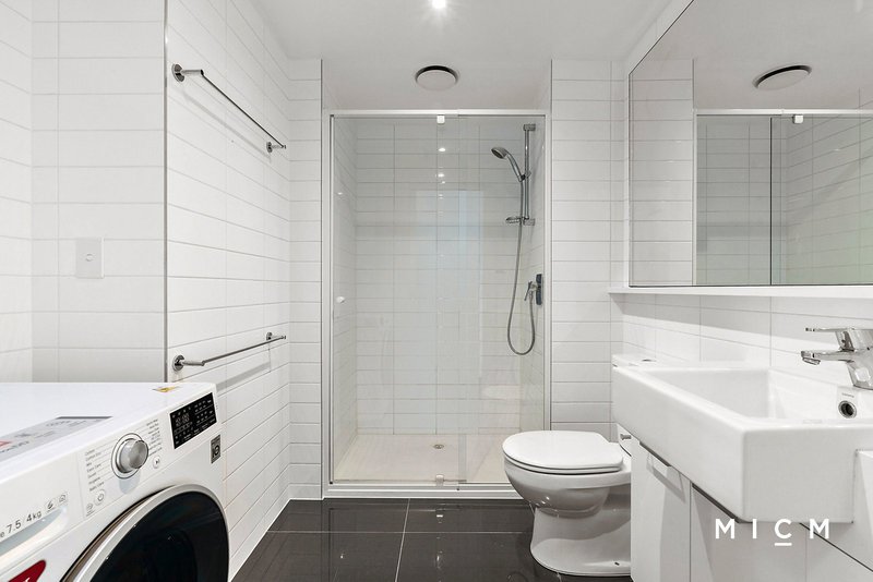 Photo - 3300/241 City Road, Southbank VIC 3006 - Image 8