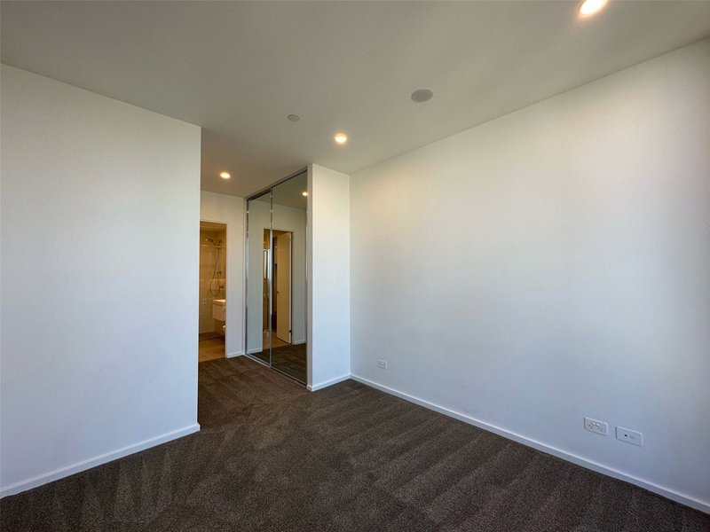 Photo - 3302/81 City Road, Southbank VIC 3006 - Image 6