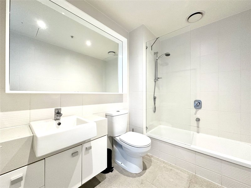 Photo - 3303/180 City Road, Southbank VIC 3006 - Image 9