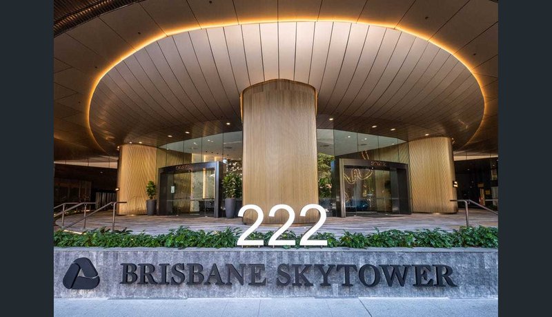 Photo - 3303/222 Margaret Street, Brisbane City QLD 4000 - Image 2