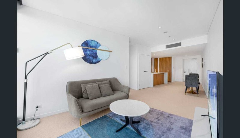 Photo - 3303/222 Margaret Street, Brisbane City QLD 4000 - Image 8