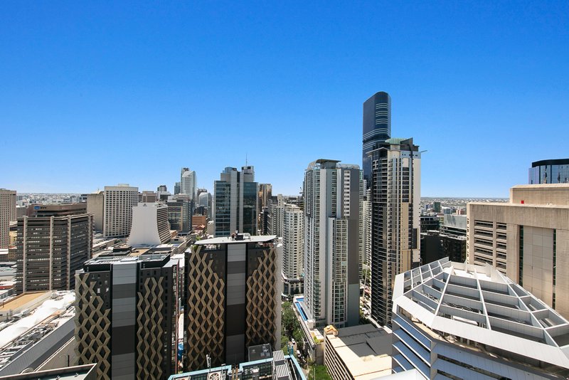 Photo - 3304/151 George Street, Brisbane City QLD 4000 - Image 9