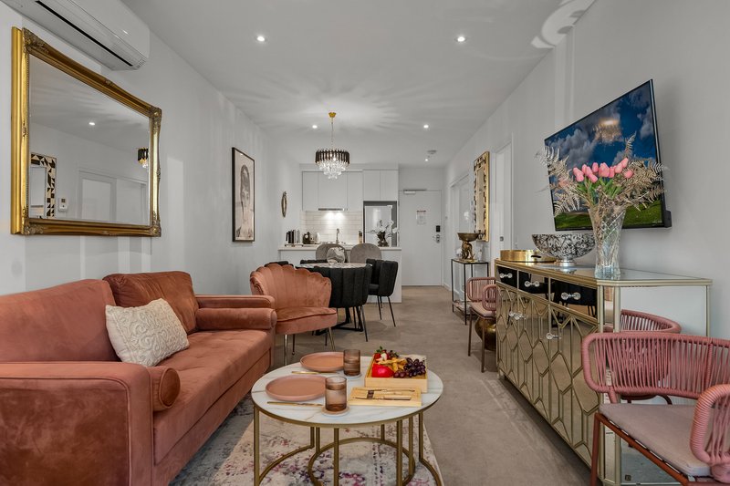 Photo - 3304/250 City Road, Southbank VIC 3006 - Image 7