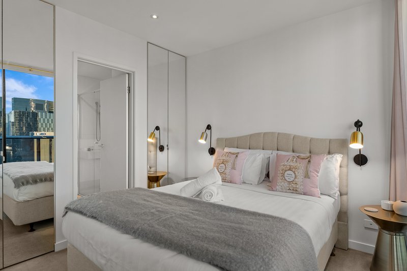 Photo - 3304/250 City Road, Southbank VIC 3006 - Image 9